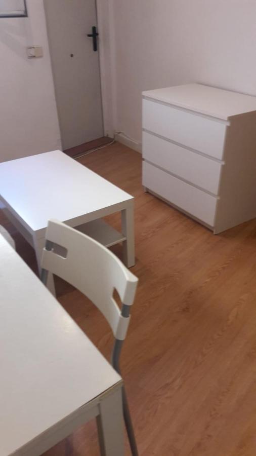 Apartamento 1 Dormitorio En Orquideas Cerca De Tetuan Madrid Kültér fotó